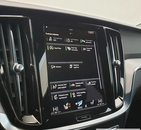 Volvo V60 cena 139900 przebieg: 95268, rok produkcji 2020 z Radzyń Podlaski małe 407